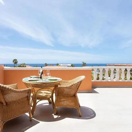 Attic Vistas Mit Wunderschoenem Meerblick By Interhome