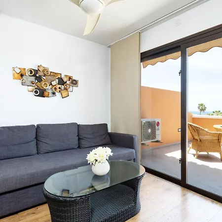 Apartament Attic Vistas Mit Wunderschoenem Meerblick By Interhome
