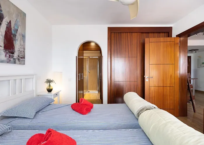 Attic Vistas Mit Wunderschoenem Meerblick By Interhome Apartmán