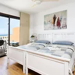 Attic Vistas Mit Wunderschoenem Meerblick By Interhome *
