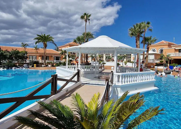 Attic Vistas Mit Wunderschoenem Meerblick By Interhome Appartamento